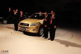 2�N����10��܇�� ���aRAV4��18.98�f��