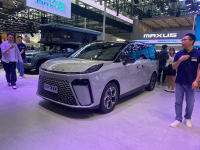 定位中型MPV 上汽大通G70亮相广州车展