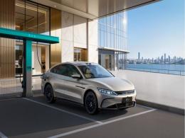 ��EV�����17.98��Ԫ�𣬿����д��ͽγ�������ʱ��