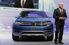 ׿7SUV CrossBlue