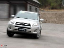 껨2ͷ RAV4ʹóɱ